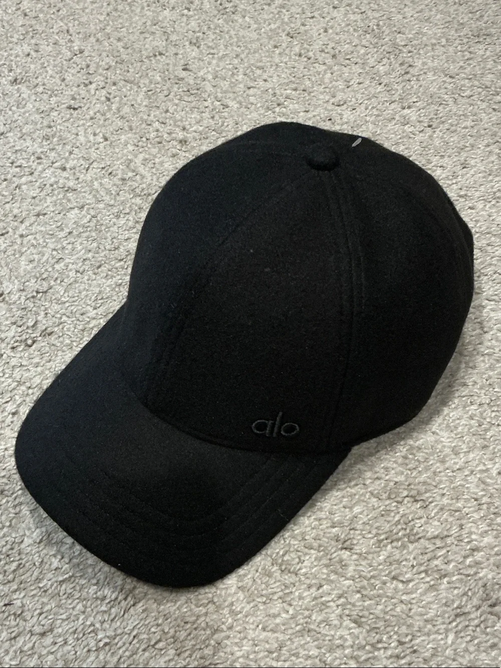 ALO Yoga Black Prestige Off-Duty Cap